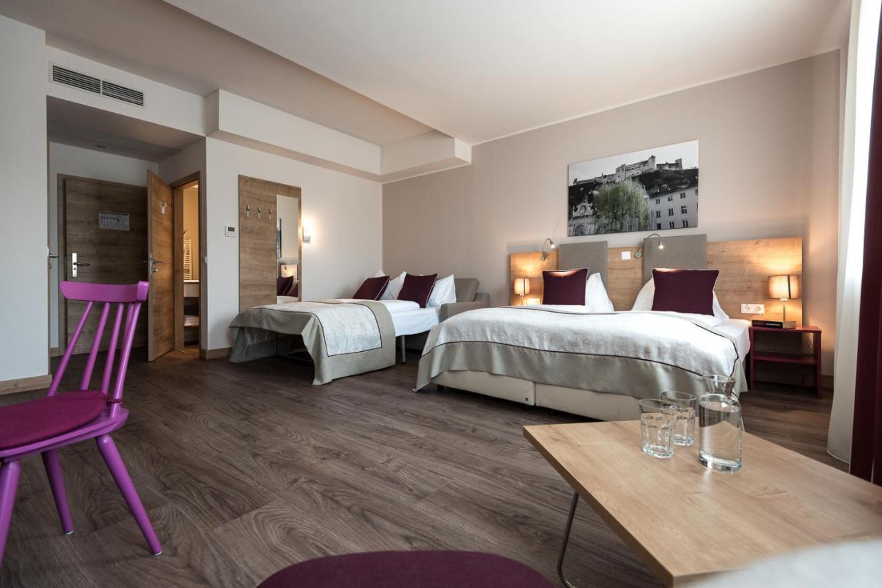 Hotel Max 70 I Contactless Check-in 3*
